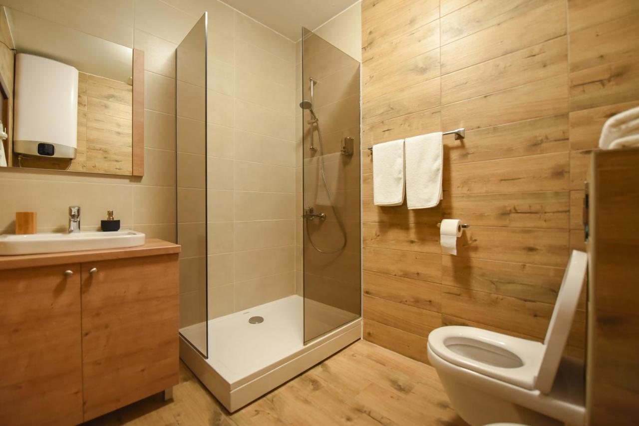 Korzo Apartmani Podgorica Luaran gambar