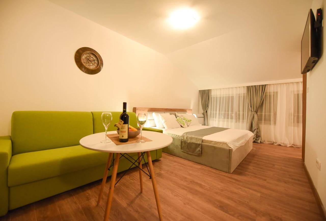 Korzo Apartmani Podgorica Luaran gambar